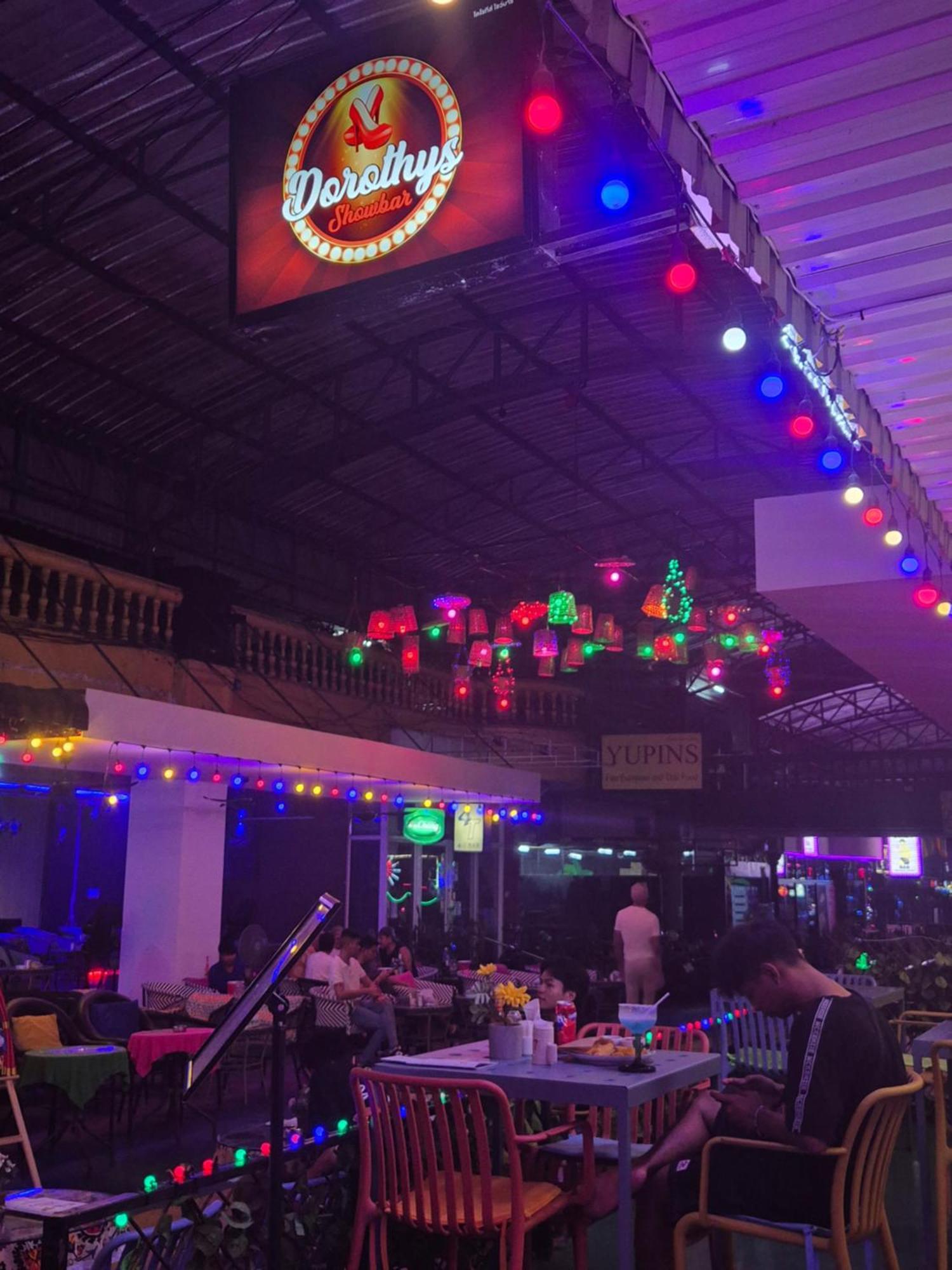 Dorothys Hotel Pattaya Exterior photo