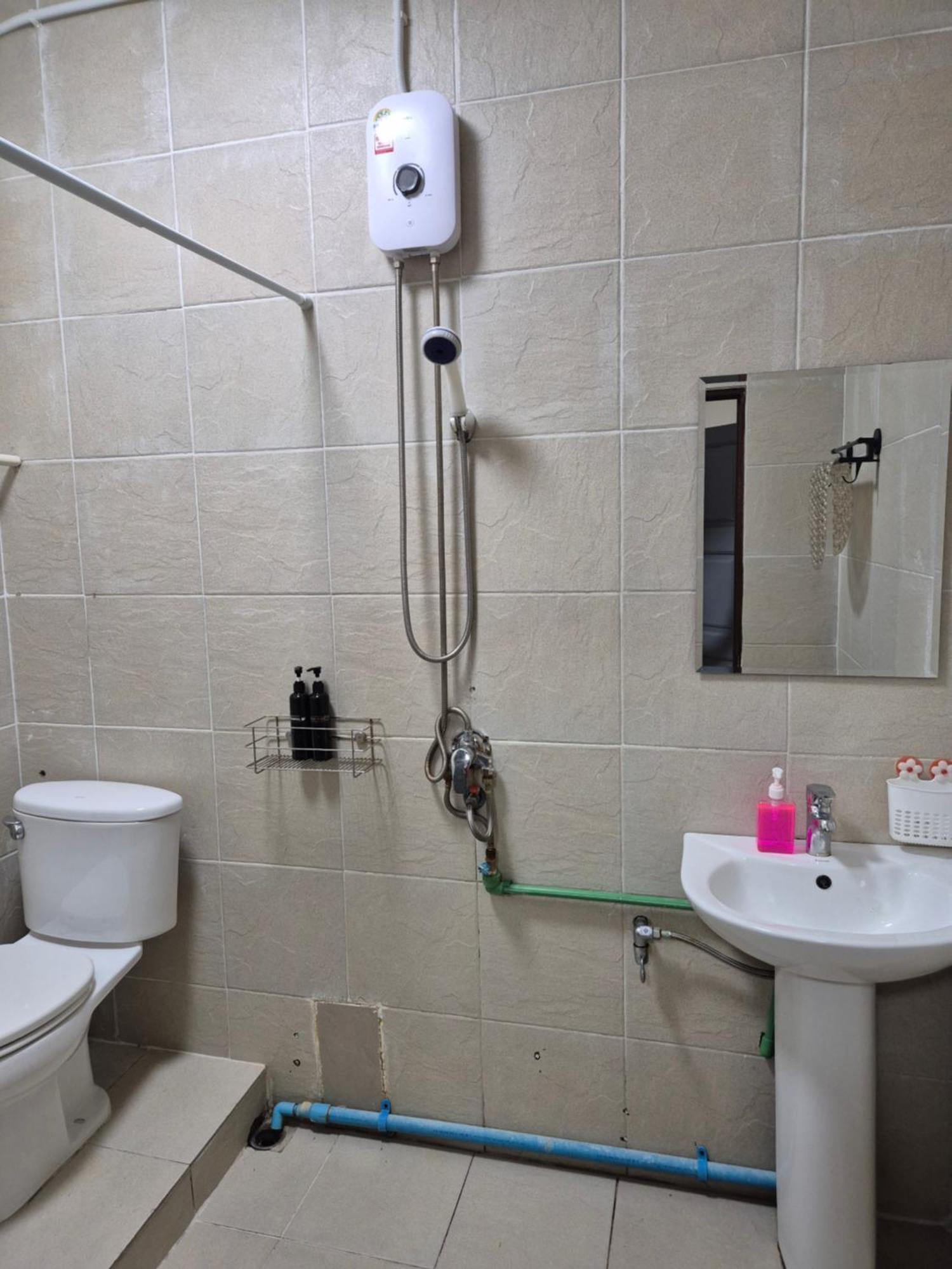 Dorothys Hotel Pattaya Room photo